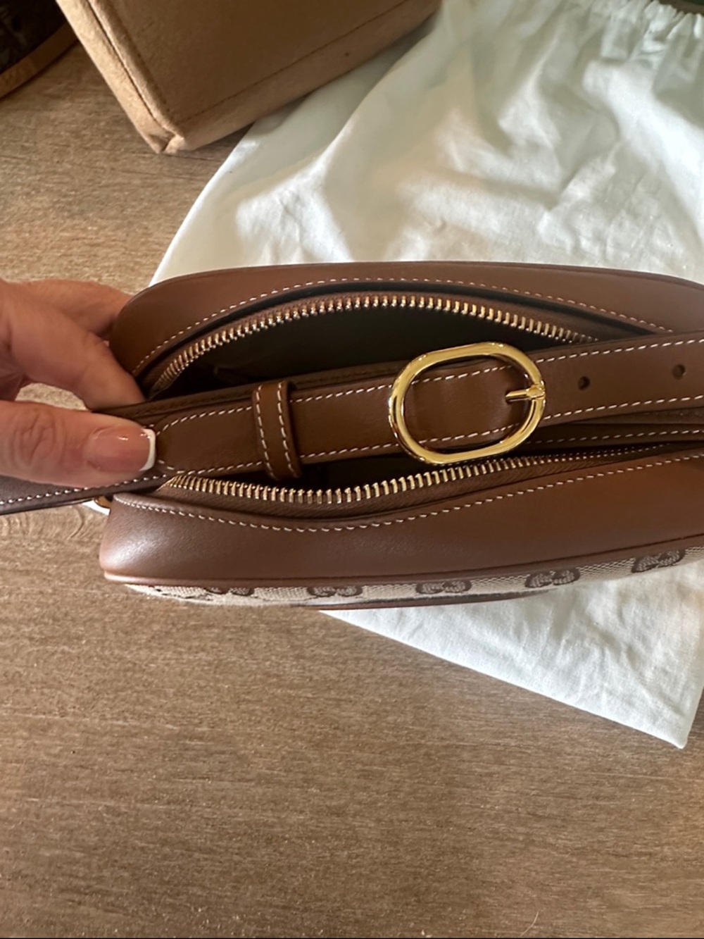 Gucci Beige GG Supreme Canvas and Brown Leather Crossbody Bag - Picture 12 of 12